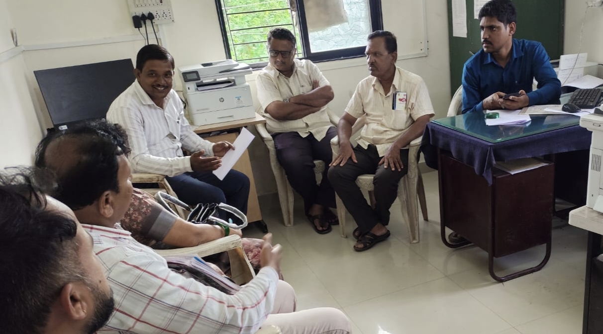 माझे गाव आरोग्य संपन्न गाव तालुकास्तरीय कृती दल बैठकीत बैठक संपन आरोग्य, स्वच्छता, योग, वृक्षारोपण आणि जनजागृतीवर भर!