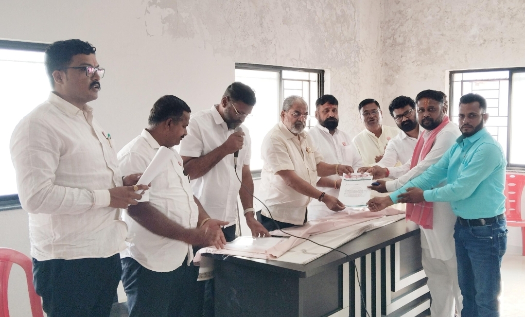 स्वाभिमानी शेतकरी संघटनेच्या धाराशिव जिल्हाध्यक्षपदी शहाजी सोमवंशी यांची निवड!