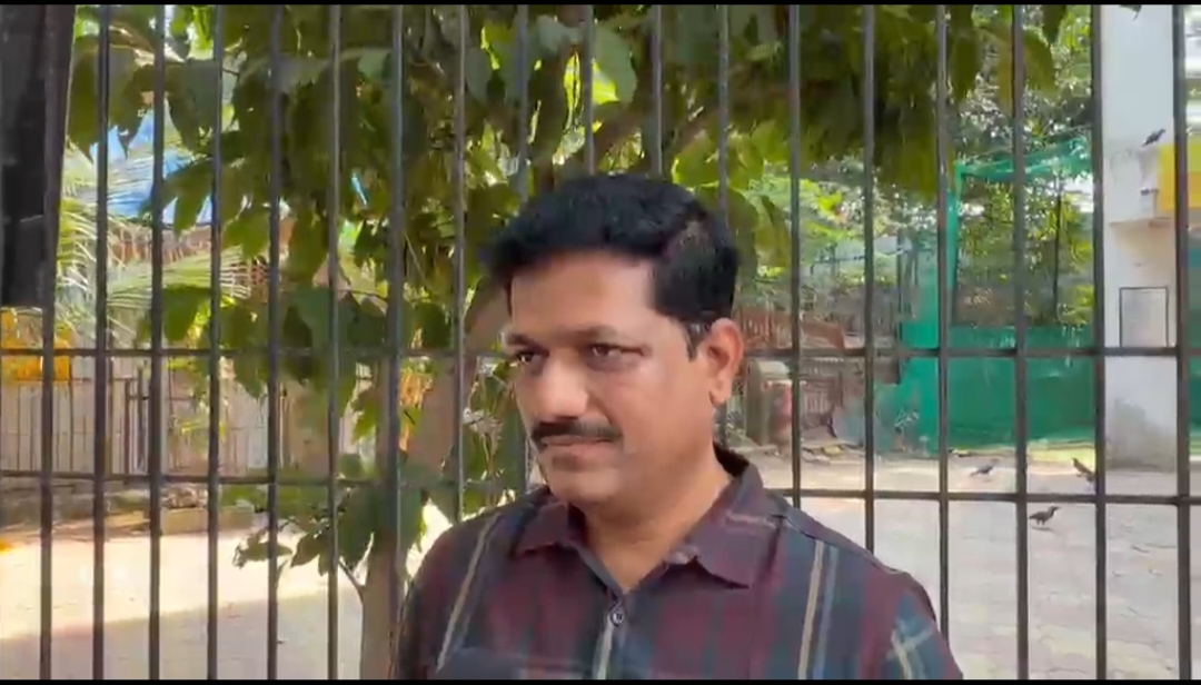 पाच हजारांत दिवाळी कशी करायची?  शेतकऱ्यांची चेष्टा करू नका; हेक्टरी ५० हजारांची मदत द्या! आ. कैलास पाटील यांचा सरकारवर हल्लाबोल.